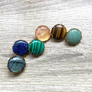 Broche margaux lapis lazuli bleue