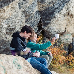 Climbing mug – tasse avec prise d’escalade – green edition