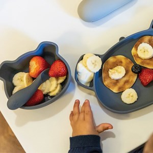 Set bol ventousé et cuillère en sil