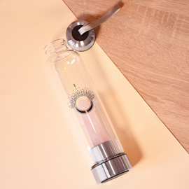 Bouteille en verre pointe quartz rose