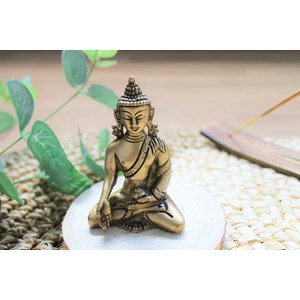 Bouddha bhumisparsha mudra laiton doré