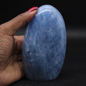 Calcite 580gr 115mm de madagascar