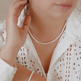 Collier serena en pierres de lune