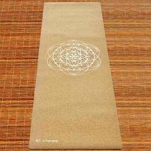 Tapis yoga liège xxl 2,15 m fleur de vie