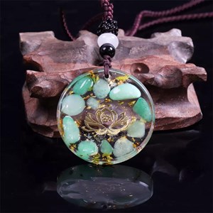 Pendentif yoga méditation fleur de lotus