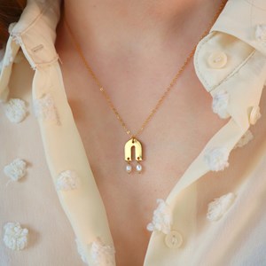 Collier pendentif - atlas - or