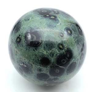 Jaspe 2440gr 115mm de madagascar
