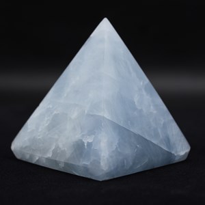 Calcite 560gr 85mm de madagascar