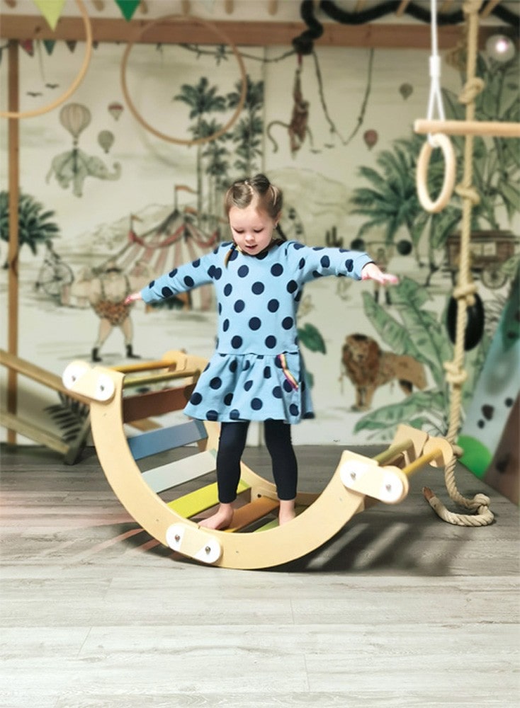 Rocker Montessori pour aire de jeux en bois - bois naturel - à partir de 12  mois.