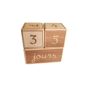 Cubes étapes en bois cadeau de naissance