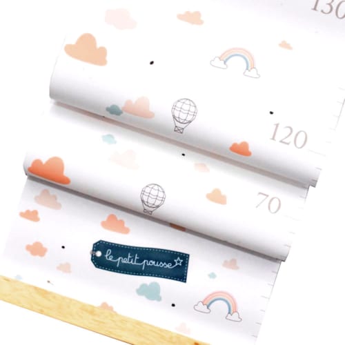 Le Petit Pousse - Toise déco nuages et arcs-en-ciel