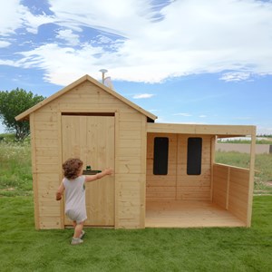 Cabane en bois avec préau sarah