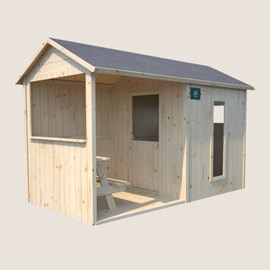 Cabane en bois avec préau et table de je