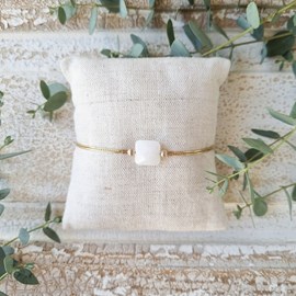 Bracelet fin avec jade blanche - p
