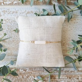 Bracelet fin avec pierre de lune - y