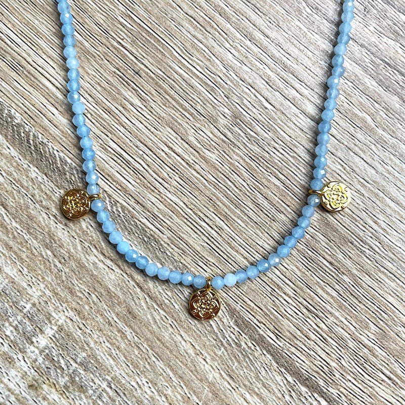 Collier céleste médailles saphir bleu