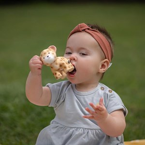 Léopard en caoutchouc naturel