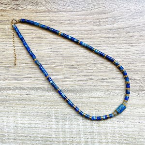 Collier jane lapis lazuli et hématites
