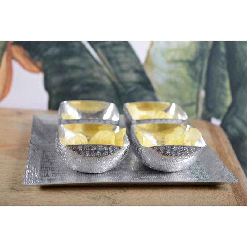Set de 4 coupelles sur plateau en aluminium