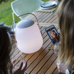 Lampe enceinte bluetooth blanc bob station