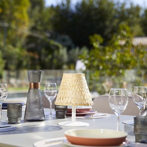 Lampe de table sans fil led beige ibiza