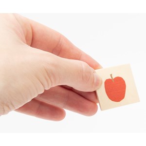 Boîte tri d'images la chenille qui fait