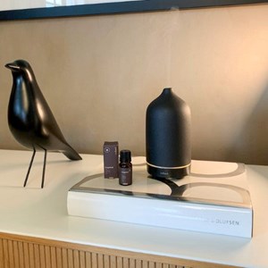 Diffuseur d’huiles essentielles noir