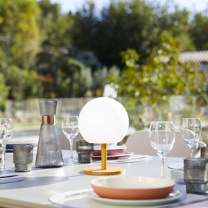 Lampe de table led bois luny