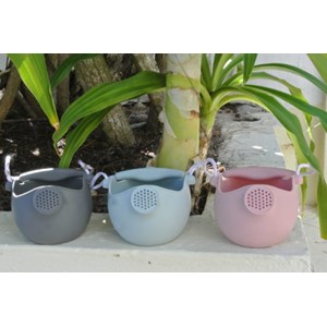 Arrosoir de plage en silicone soupl