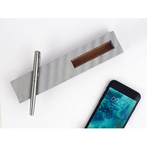Onde - support téléphone stylos béton