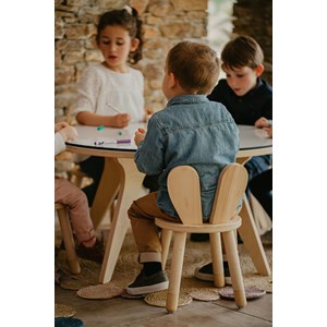 Chaise enfant - oreilles de lapin