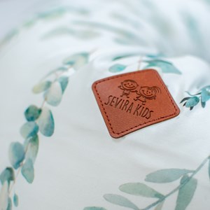 Coussin d'allaitement housse eucalyptus