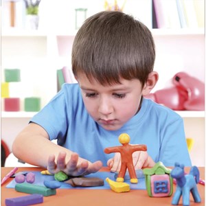 Pâte à modeler végétale bleue