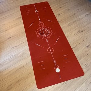 Tapis de yoga de voyage om fraise