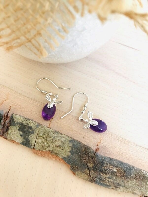 Cocoonme - Boucles d'oreilles abeille en améthyste