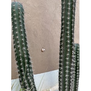 Bola goutte or rose penida