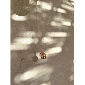 Bola goutte or rose penida