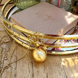 Bola de grossesse or novembre