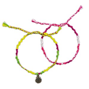 Coffret 7 bracelets brésiliens fluo à
