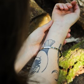 Bracelet jonc femme futhark rune viking