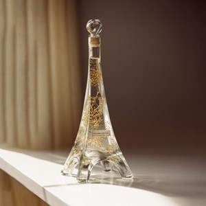 Gyspophile or immergée - la tour eiffel