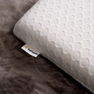 Oreiller plat pour dormeur sur le ventre