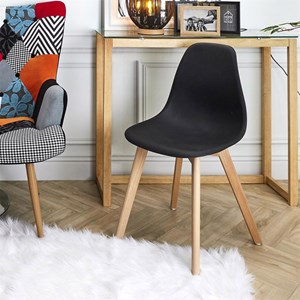 Chaise scandinave à coque noire