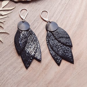 Boucles d'oreilles celeste noir
