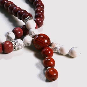 Collier mala amarante howlite vénusia