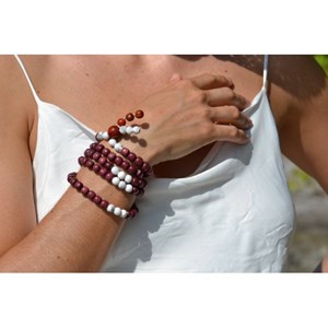 Collier mala amarante howlite vénusia