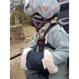 Le manchon bébé de barnabé bleu marine