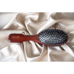 Coffret brosse bois & taie en soie 50x75