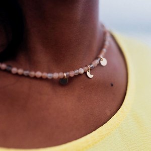 Collier resilience pierre de lune