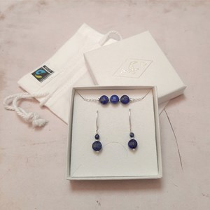Coffret boucles et bracelet lapis-lazuli